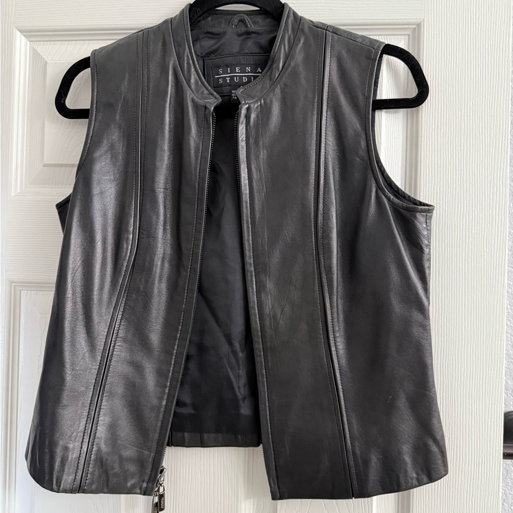 Siena Studio Women's Black Leather Vest Size 4